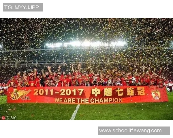 莱万领衔球队新征程展现足球魅力与技术的完美结合