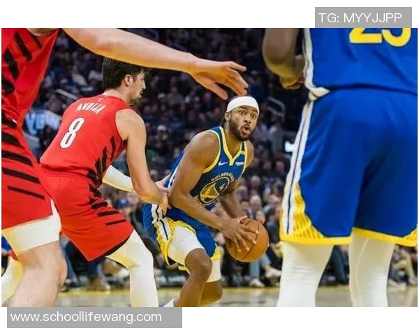 开拓者与勇士的激烈对决分析及比赛精彩瞬间回顾